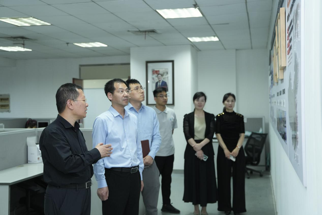 bevictor伟德与徽商传媒签约 共推 “科创杯” 赛事